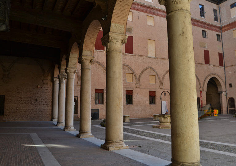 naturalmente-arte-guida-turistica-ferrara-lucrezia-borgia